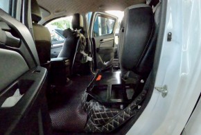 Ghế chỉnh điện xe bán tải tại TP.HCM