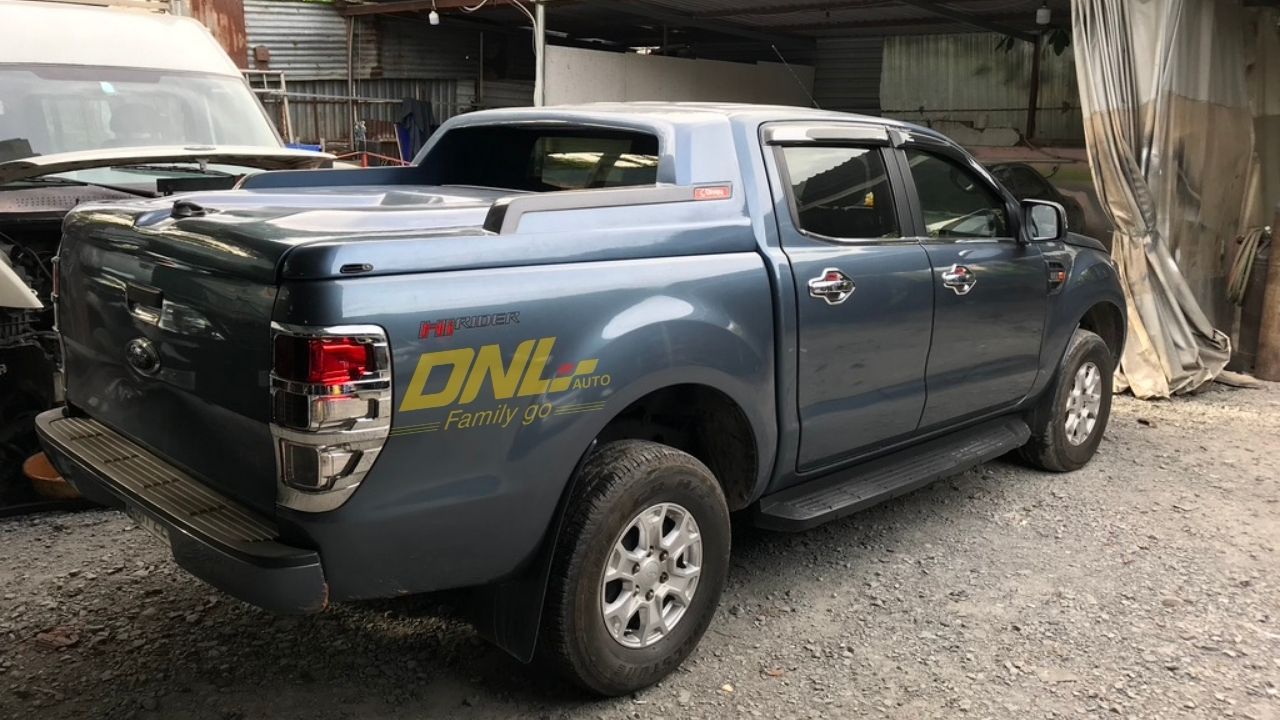 nắp thùng thấp ford ranger