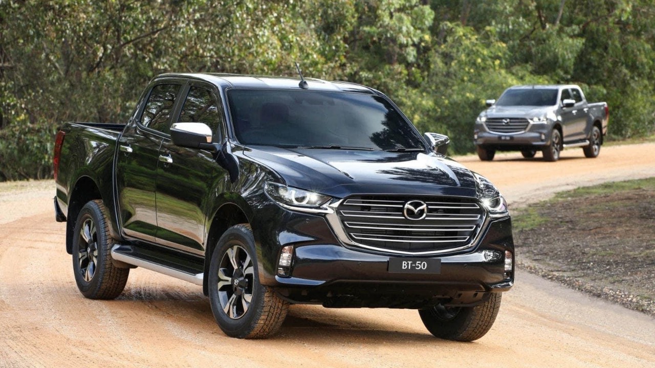 Xe bán tải Mazda BT50 2021